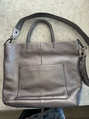 EUC Hobo Metallic Silver Leather Tote Bag with Detachable Strap